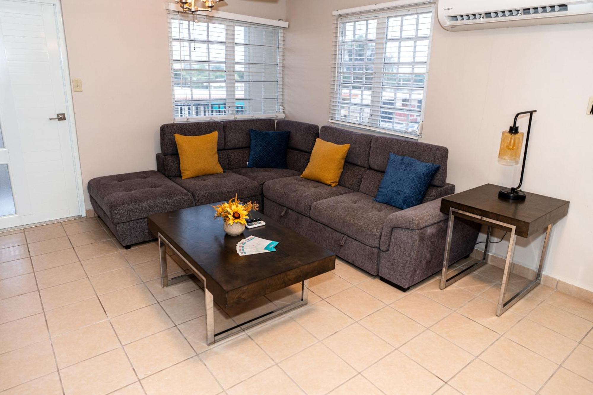 Luxury Retreat With Private Jacuzzi And Mountain Views Free Parking Leilighet Ponce Eksteriør bilde