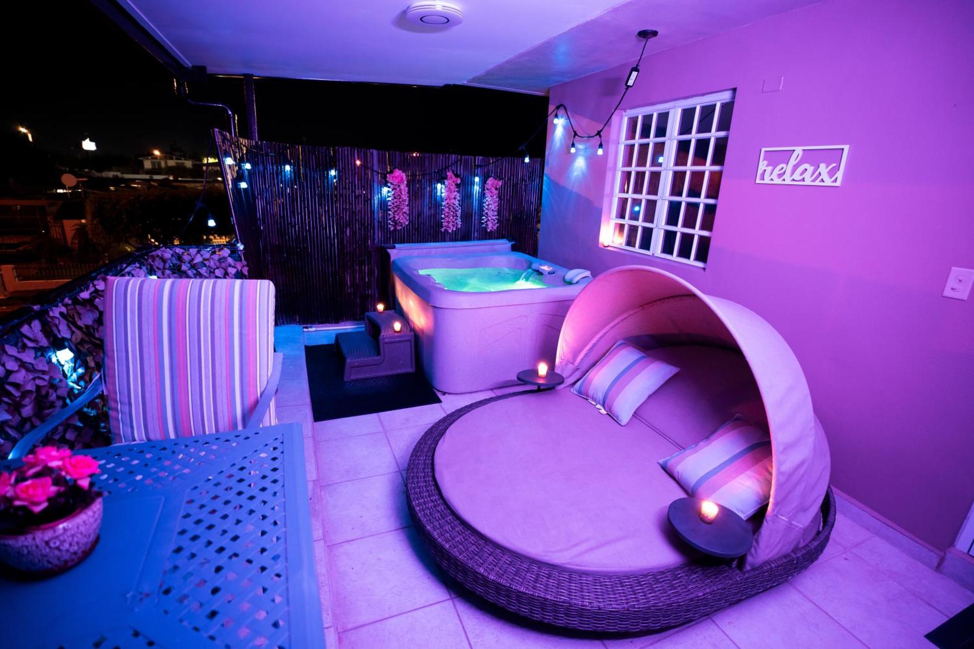 Luxury Retreat With Private Jacuzzi And Mountain Views Free Parking Leilighet Ponce Eksteriør bilde